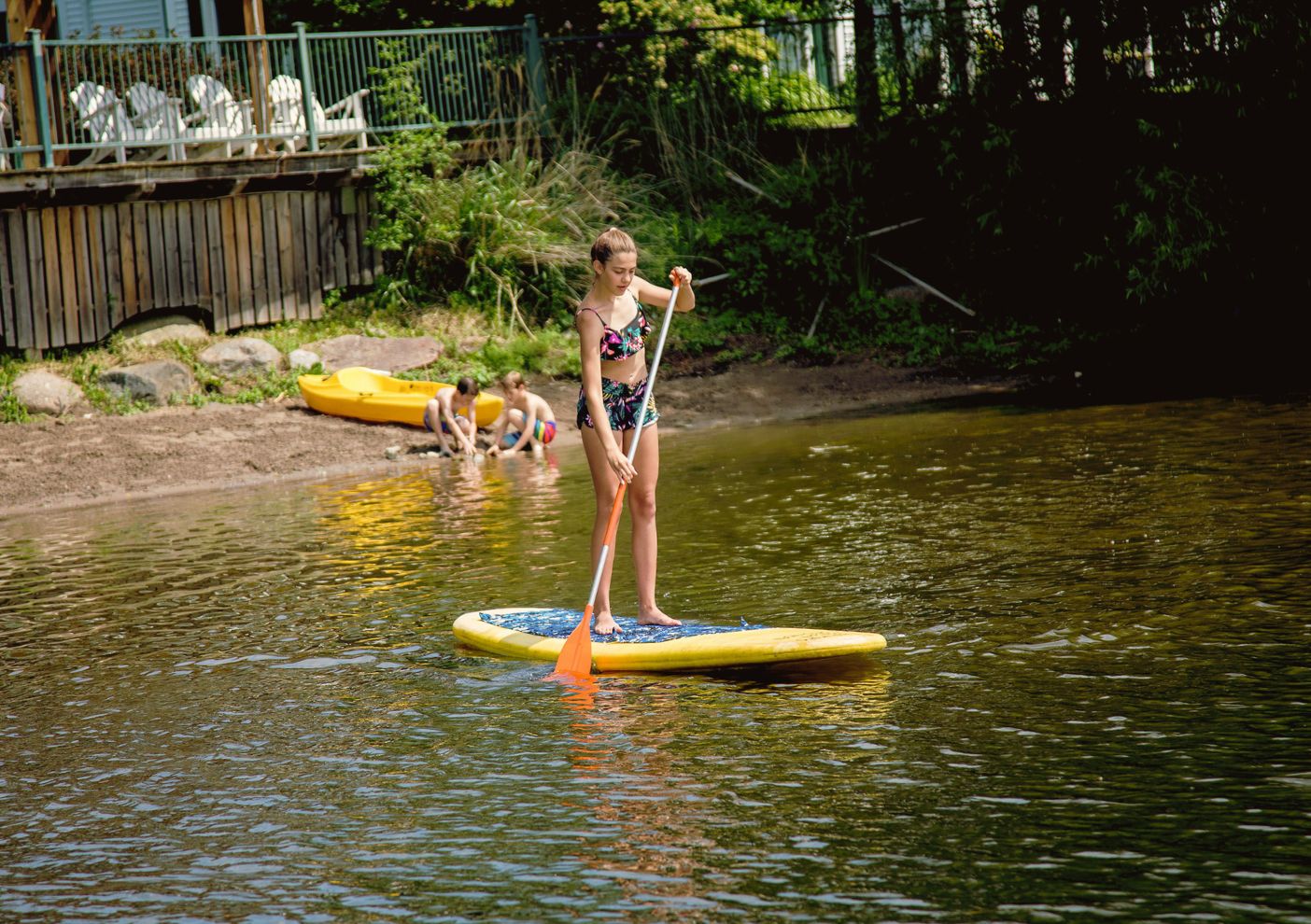 Card Pop Up Stand up paddleboard 1404x990